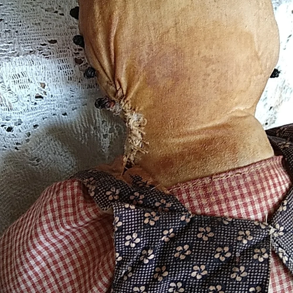 Primitive Doll - Picture 7 of 9